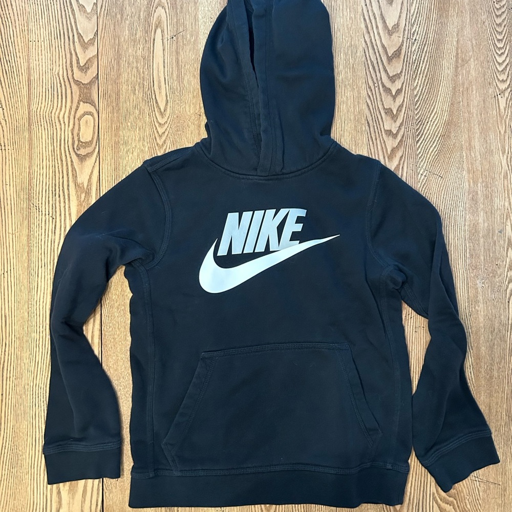 Nike Black Pullover Hoodie Sweatshirt